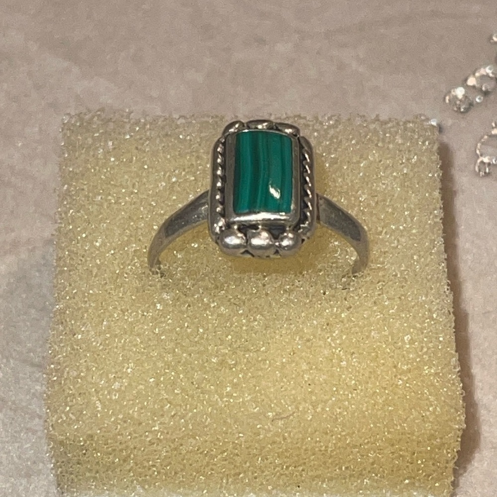 Malachite Ornate Sterling Silver Healing Properties Ring Size 6 - Picture 4 of 14